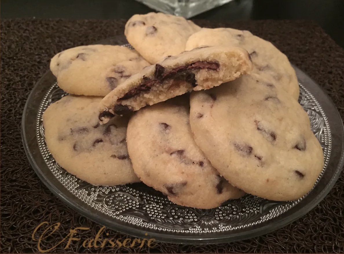 Cookies aux pépites de chocolat fourré