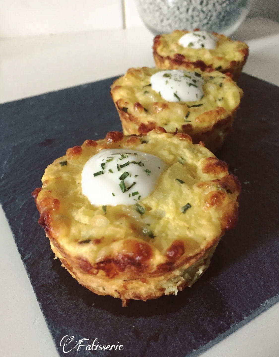 Muffins de pommes de terre fourrés au fromage