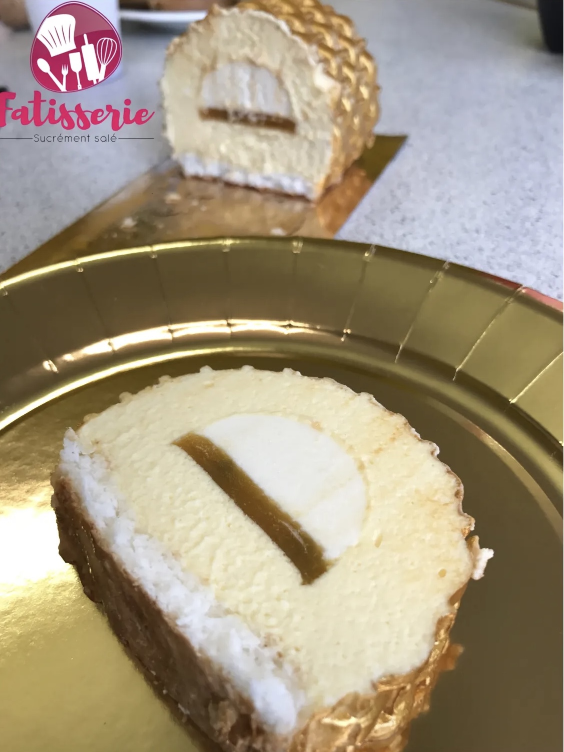 Bûche mangue passion coco