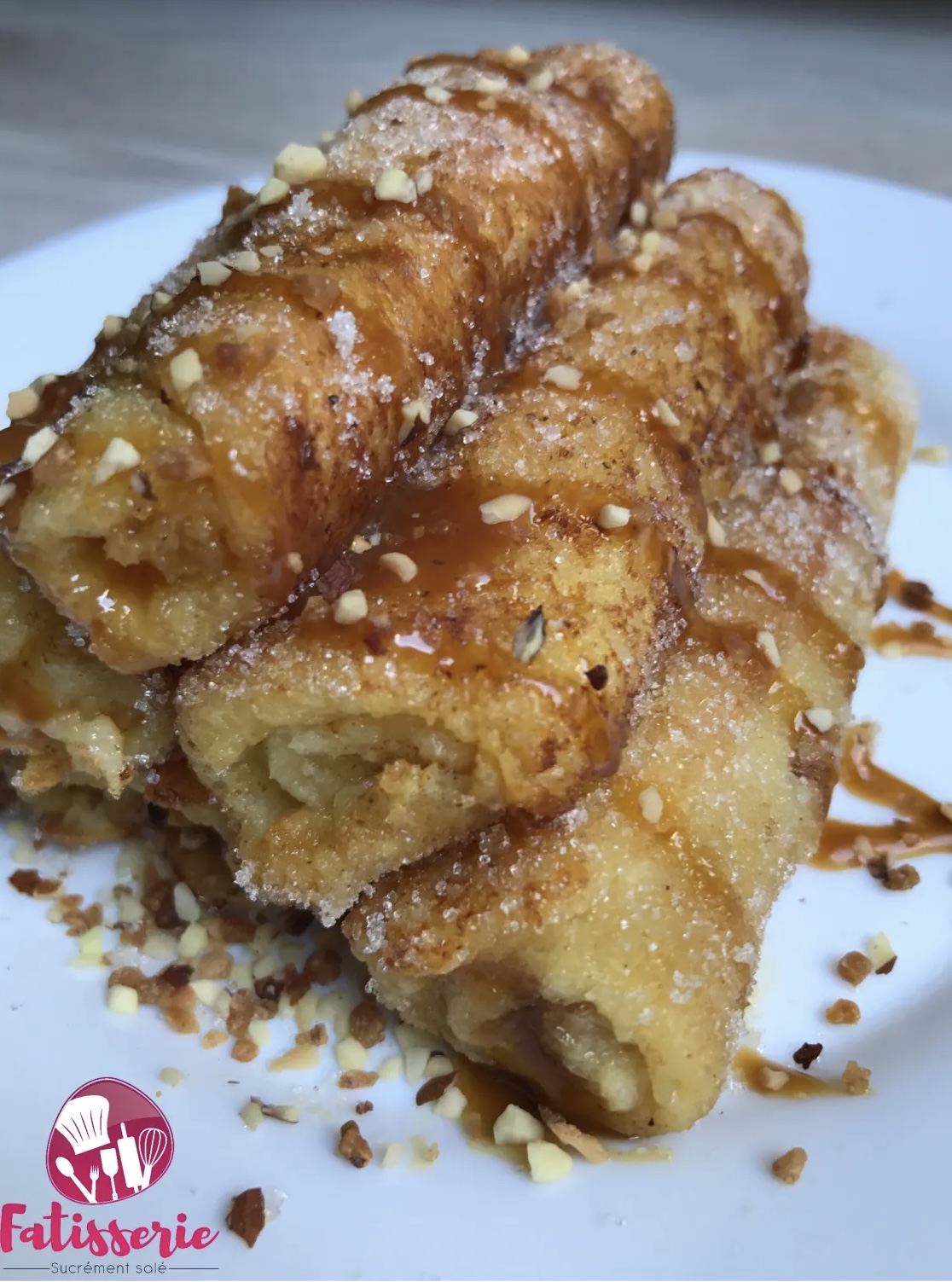 Roulés de brioches perdues au caramel beurre salé