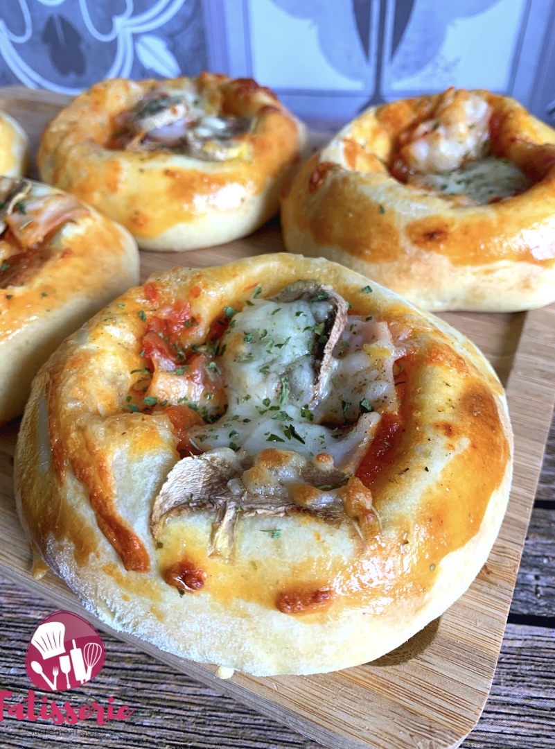 Puits fourrés au fromage façon pizza