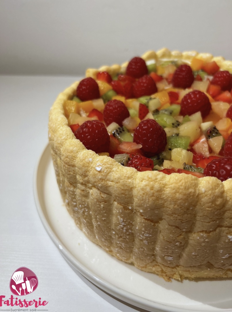 Charlotte aux fruits