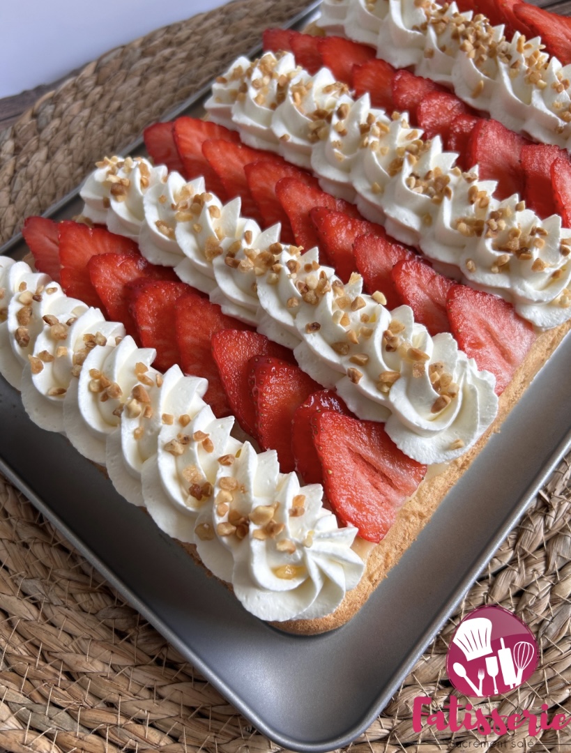 Génoise fraises chantilly