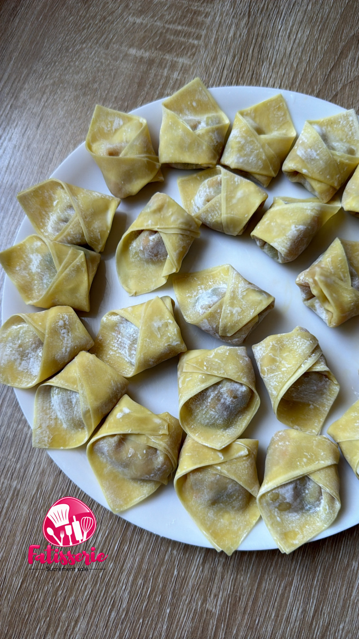 Wontons ou raviolis chinois
